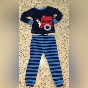 Just one you by Carter’s boys 2T long sleeve pajama PJ set firetruck